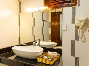 Phu Van Resort & Spa