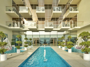 Royal Central Hotel & Resort — the Palm