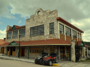 Hotel Cascada Inn