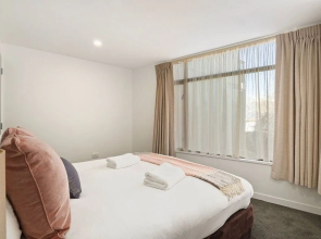 89/11A Southern Alps