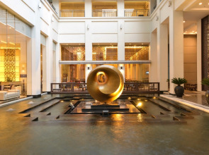 Отель Grande Centre Point Ploenchit