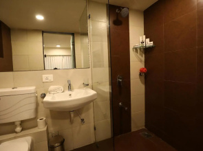 Royal treats Home stays at Belliza Near Airport
