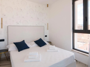 Welcomely - Light Room Vista Citt - Aznavour