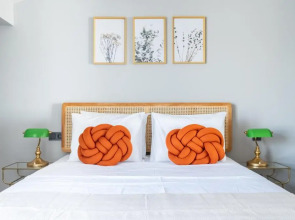 Benesta Residence by NewInn