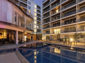 1BR Bathtub Near Beach Prime Spot C229