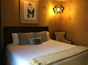 Hotel 1110 - Adults Only