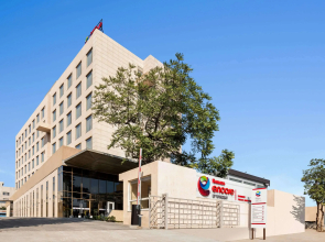 Ramada Encore By Wyndham Bhiwadi Phool Bagh Chowk