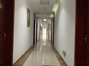Yasheng Hotel (Taicang Port Station Branch)