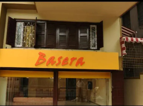 Hotel Basera