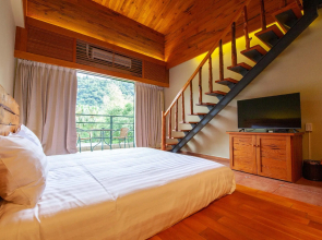 Hinoki House