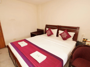 Lloyds Guest House, North Boag Road, T. Nagar