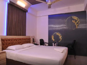 Hotel  J Maariot