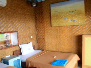 Dikaloha Medewi Surfcamp