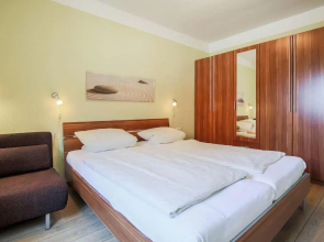 Buedlfarm-Treckerschuppen