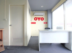 Yuyuen Mansion by OYO Rooms