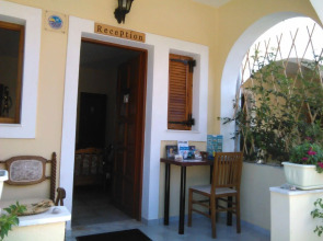 Feeloxenia Corfu Apartments