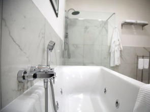 Stelle Hotel The Businest