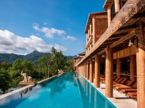 Курортный отель Santhiya Tree Koh Chang Resort