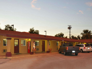 California Suites Motel