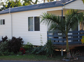 Riverside Tourist Park