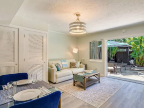 Flagler's Oasis by Avantstay Private Pool in Key West Month Long Stays Only