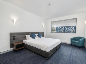 Thornton Executive Hotel