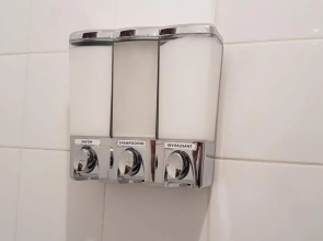 Sweet 2-Bedroom Penthouse Apartment by Amazing Property Rentals