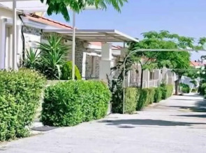 Oikies Small Elegant Houses