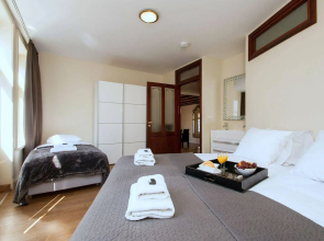 Leidse Square City Center Apartments