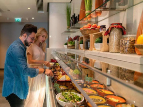 Centro Al Manhal by Rotana