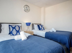 Captivating 3-bed Apartment in Grays