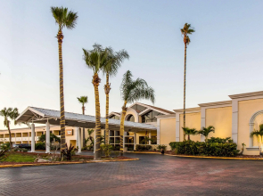 Clarion Hotel Orlando International Airport