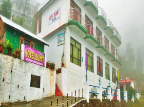 Sumit Hotel Kausani