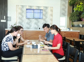 Vivian Hotel Saigon Airport