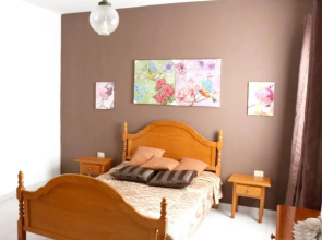 Apartment with 2 bedrooms in El Paso with wonderful mountain view balcony and WiFi 11 km from the beach