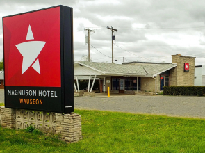 Magnuson Hotel Wauseon