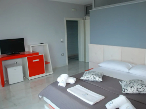 Oceanic Overview Suites