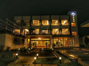 Shuiyun Jingshe Hot Spring Hotel (Xinfeng Meikeng)