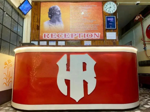 Hotel Raj