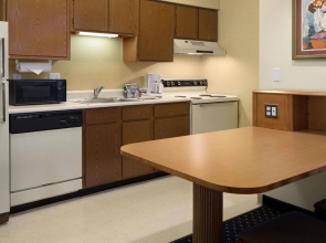 Hawthorn Extended Stay by Wyndham Fort Wayne