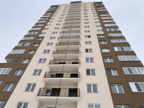 Moon72 (Mun72) on Farman Salmanov Street