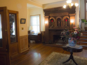 Lehmann House Bed & Breakfast