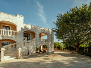 Holiday Gli Archi