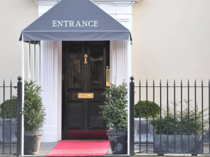 Le Bouchon Brasserie & Hotel