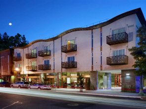 H2Hotel