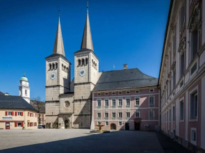in the Berghanghaus"l Obersalzberg