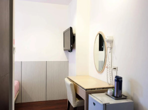 Ruei Gung Business Hotel