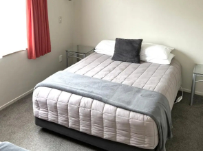 Jade Court Motor Lodge