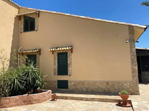 Belvilla by OYO Villa Kiara