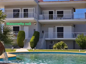 Family Maisonette with pool #5
